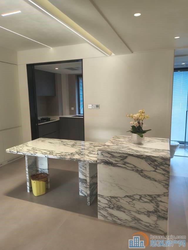 湖樾云著143平全新精装未住过采光好