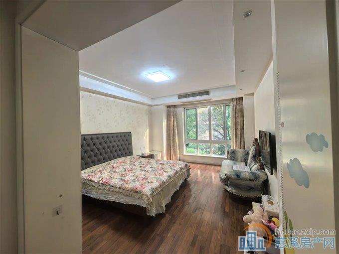 梵石花园178平195万送车位四居室