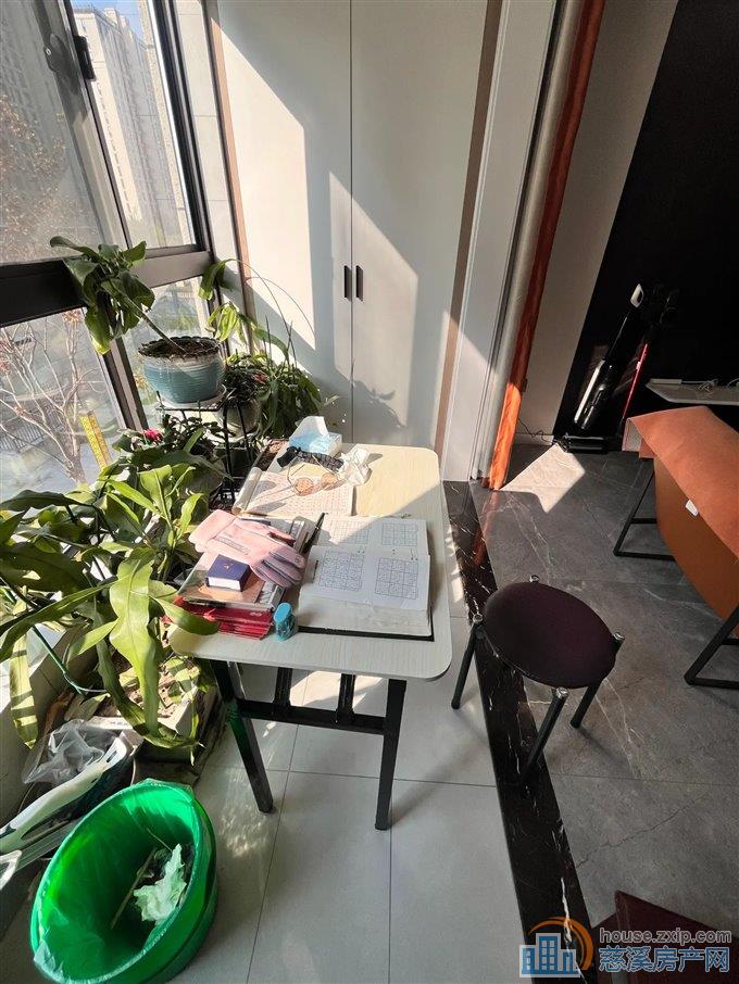 祥生望玥府精装修129平252万