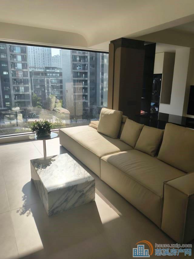 湖樾云著143平全新精装未住过采光好