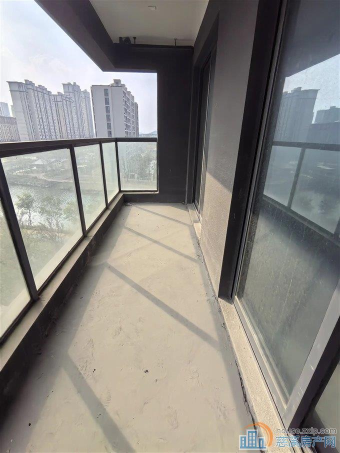 江樾潮启131平178万带车位