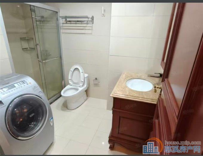 绿城玫瑰园115平精装二室二卫4800元