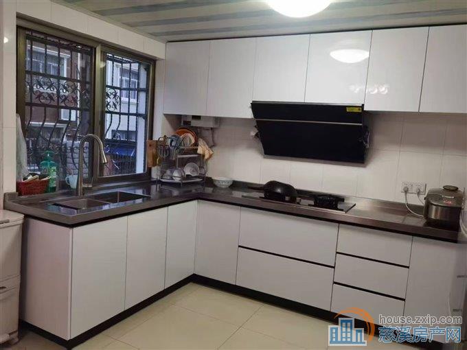 白河小区联排别墅272平498万直接