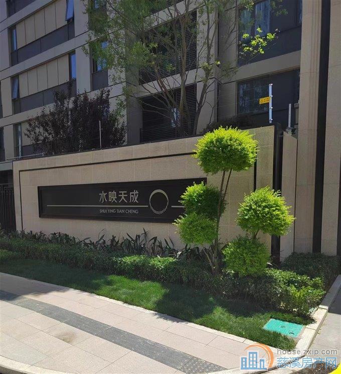 水映天成 铝板外墙 层高3米 195万