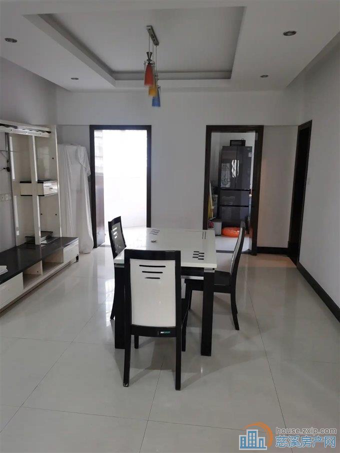 东方明珠城 172平 148万 低楼层