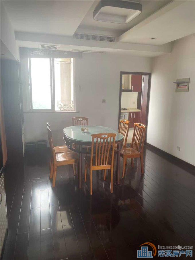 古塘秋月顶复300平方四室四卫4600元