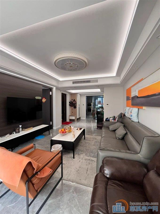 祥生望玥府精装修129平252万