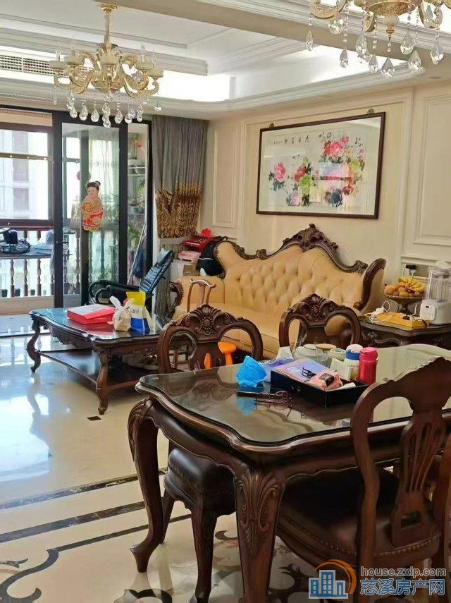 绿城诚园124平