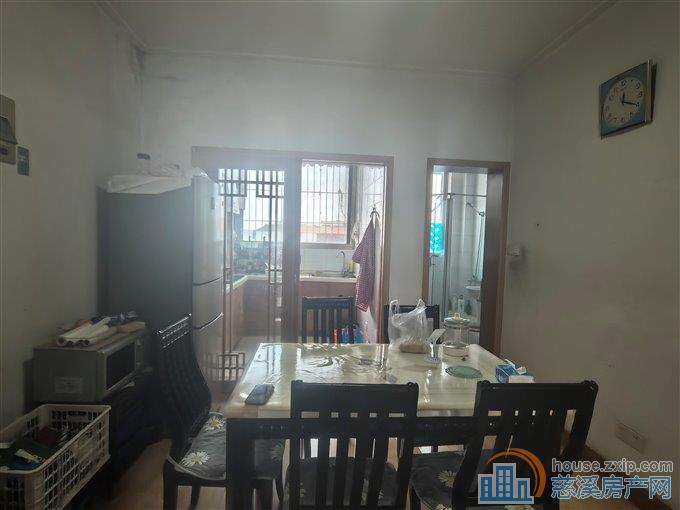 【茜苑新村】西苑新村6楼精装修70.45平+架空层10平,115万,XQ未占