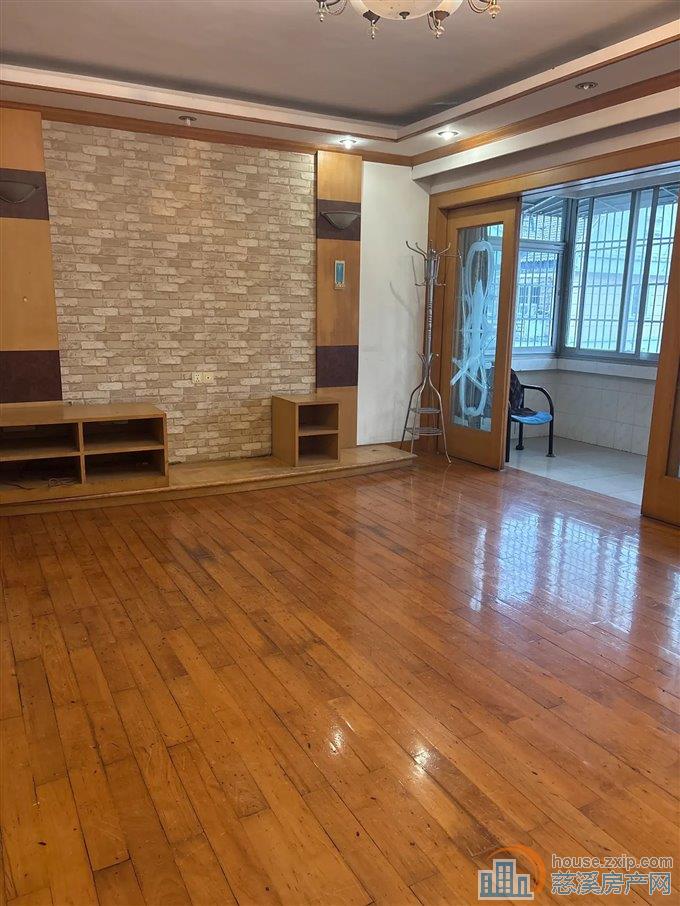 吉祥新村 精装150平方105万带车库