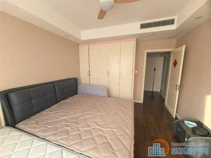 绿城诚园，147平，精装修210万 