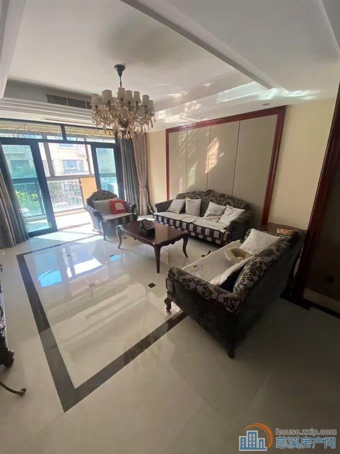 金色港湾小区   6层洋房 带车位