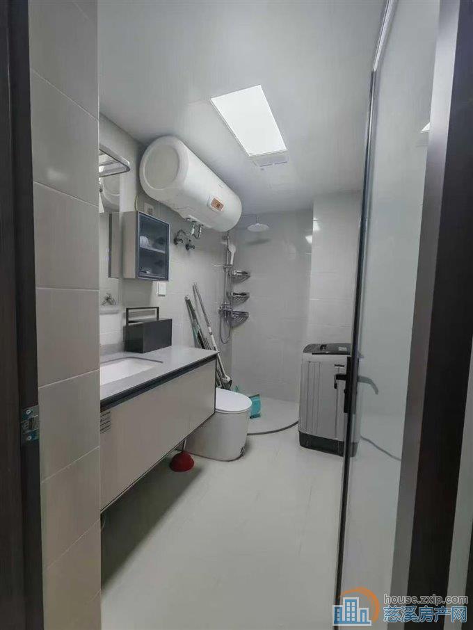 人和家园92平中间层3室翻新装修杂物间