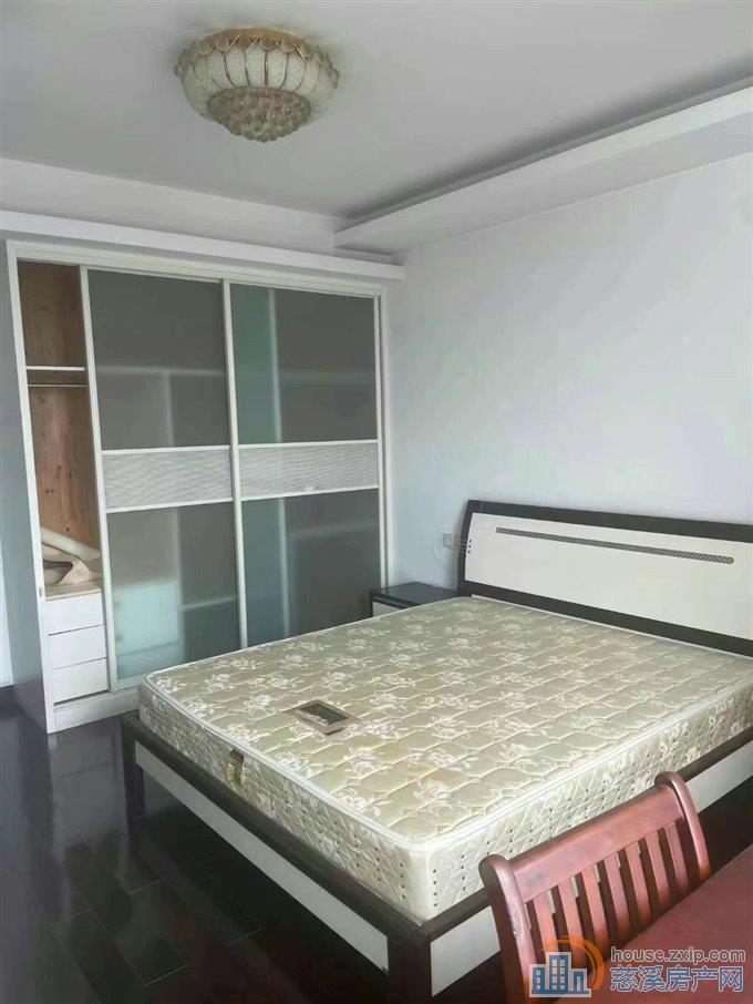 古塘秋月顶复300平方四室四卫4600元