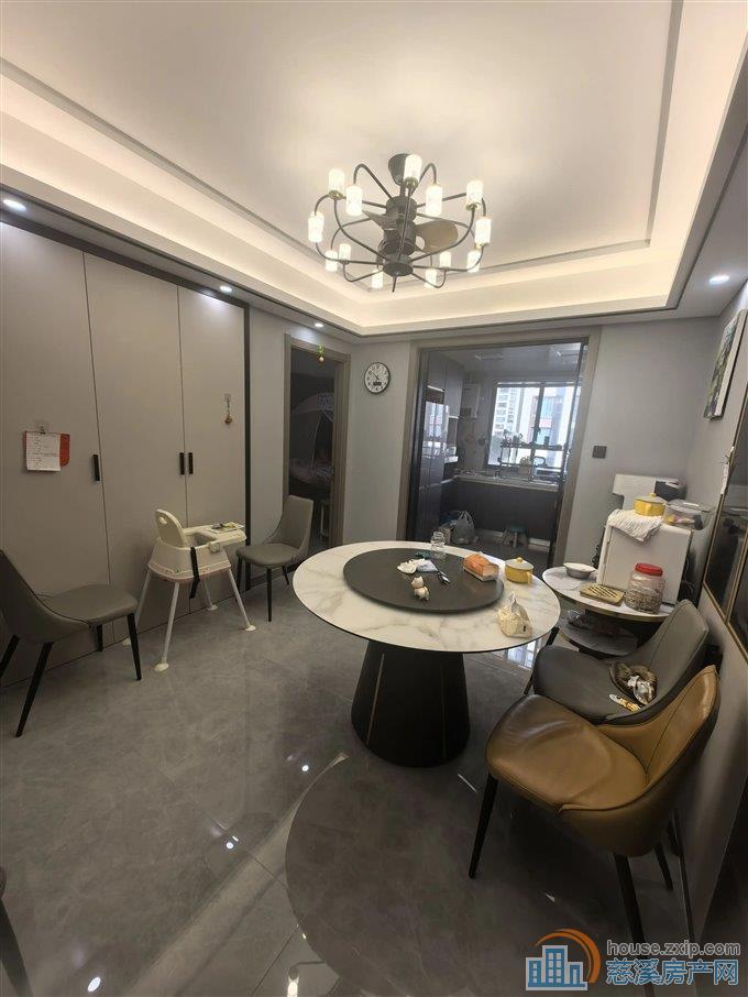 祥生望玥府129平，238万洋房中楼层