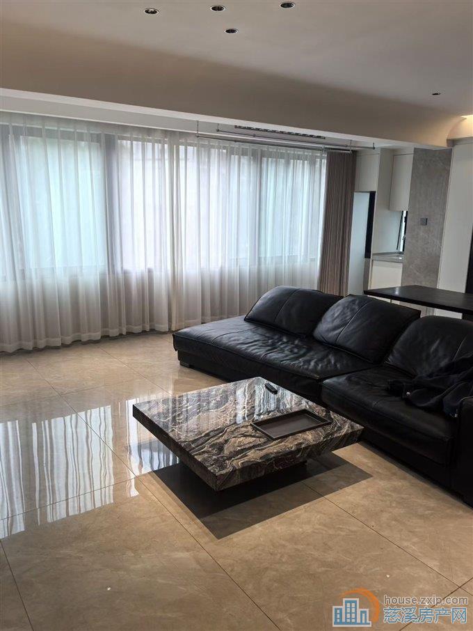 亏本出售银杏小镇141平方婚装