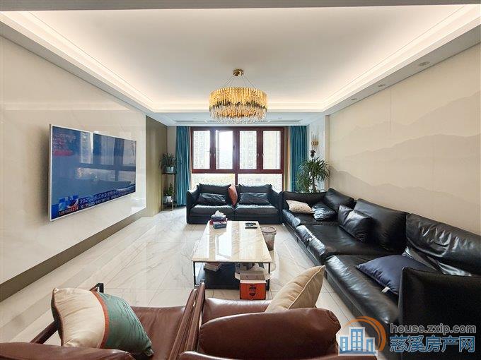 复地御溪雅苑170平228万精装双车位