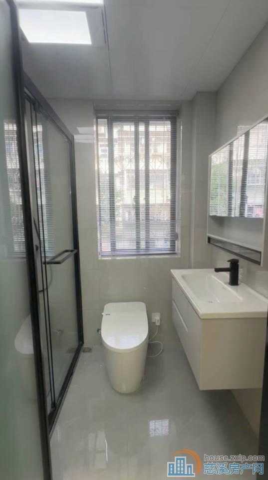 金山新村74平全新豪装拎包入住架空层