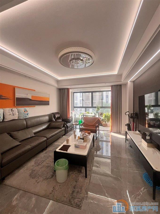 祥生望玥府精装修129平252万