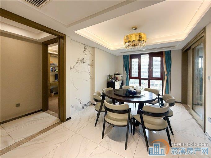 复地御溪雅苑 豪华装修 全屋地暖 带车位