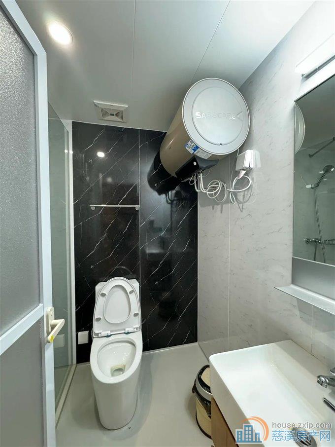 出租海伦堡·海铂中心52平2100每月