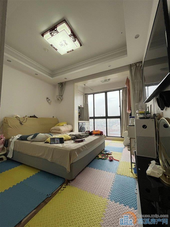 梅林苑88平78万精装修楼层好