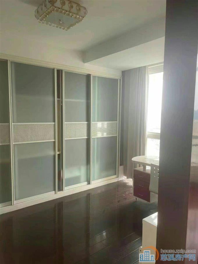 古塘秋月顶复300平方四室四卫4600元