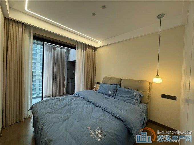 捡漏 泊蔚里 精装修 带车位一个新河坊旁