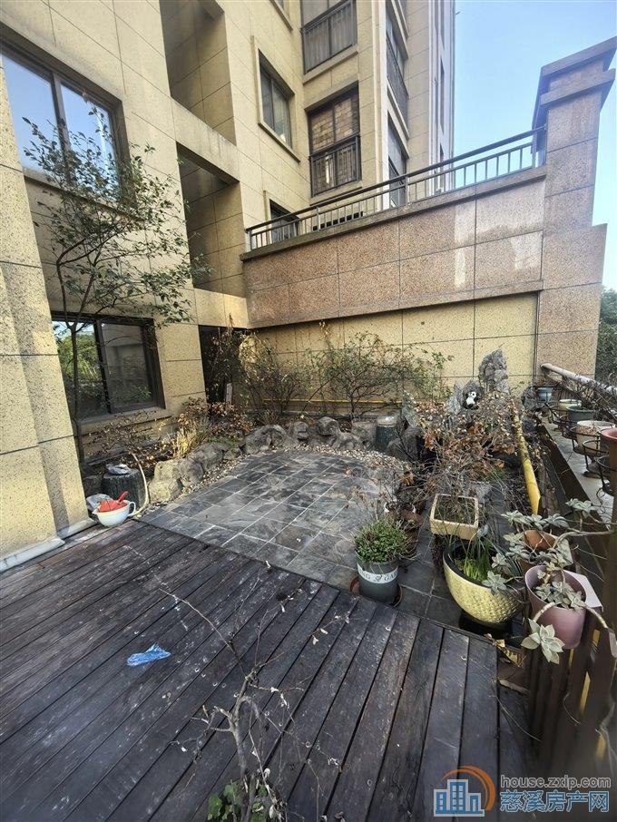 特价 白金湾精装修 送大露台