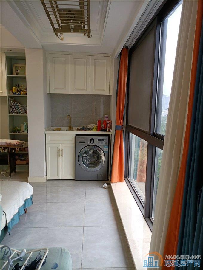 泊江府125平236万满五唯一精装修