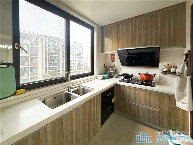  保利俯院江南南区