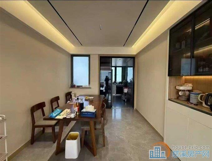 泊蔚里150.87平自住精装修直接房源