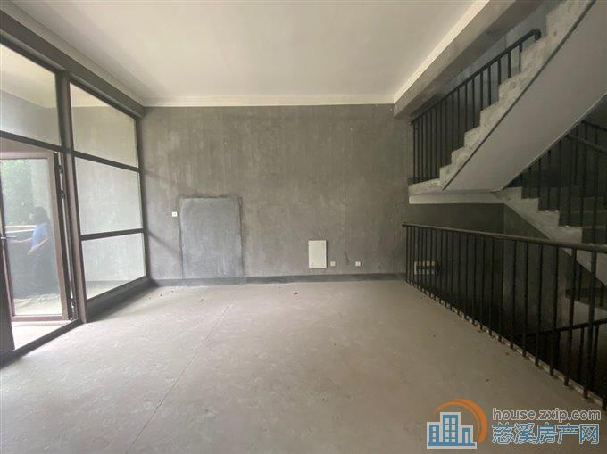 万翔美郡 叠墅一复二 前后花园 双车位