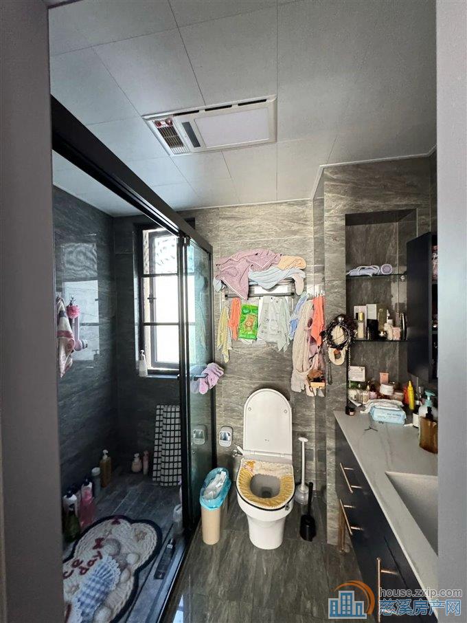 泊江府 精装140平288万 送双车位