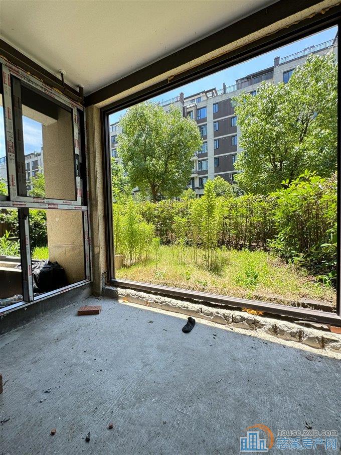 俯院江南 复式带大花园 单价仅7900