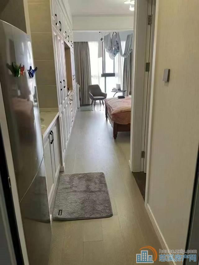 鸣北小区51平精装出租中满两年有储物间