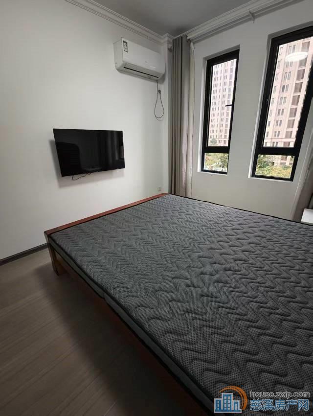 新潮塘南苑60平两室精装2100元