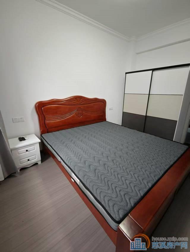 新潮塘南苑60平两室精装2100元