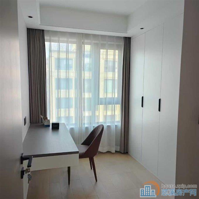 青溪云庐电梯洋房五楼120平采光无敌精装