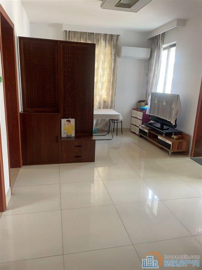 城东新村3楼70平115万直接