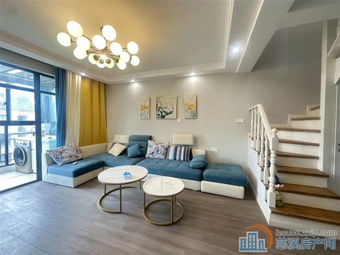 城市桃源顶复精装106万