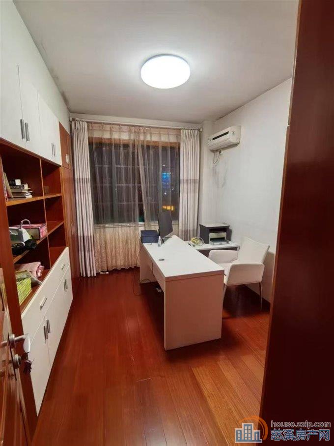 嘉和名苑多套精装修三室2600元等