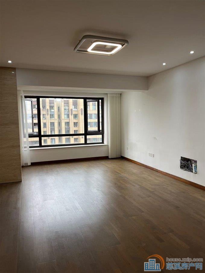 金地鸿悦自住精装修带地暖看房钥匙在