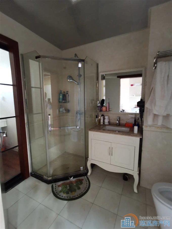 双囍花园143平175万精装带车位