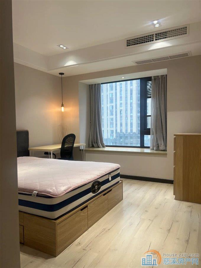 复地一期 精装184平方全屋地暖 带车位