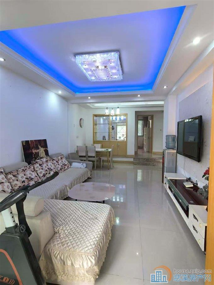 崇寿中诚家园101平精装二室1500元