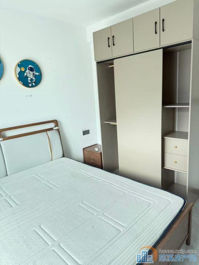 人和家园65平朝南2间自住精装2仕