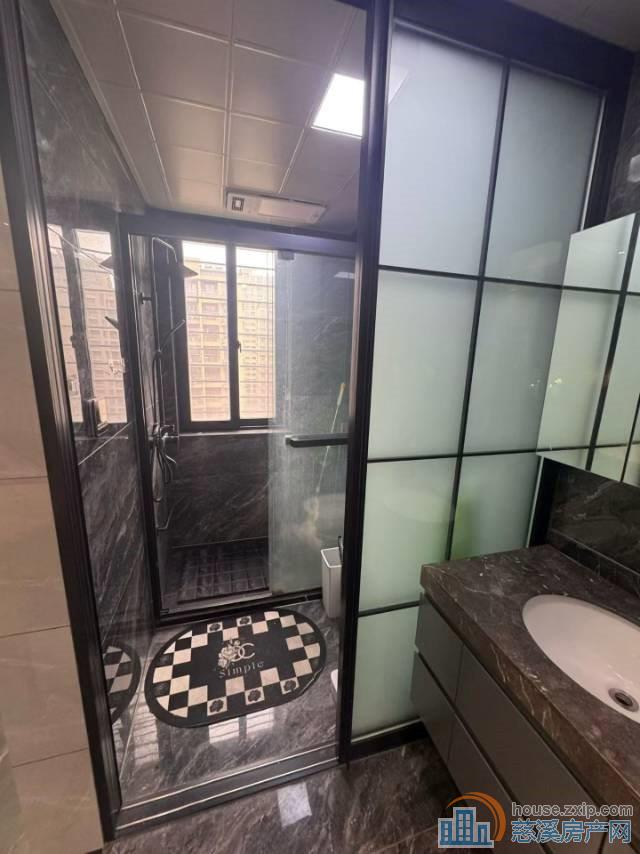 急新潮塘南北通全屋定制有地暖满2年