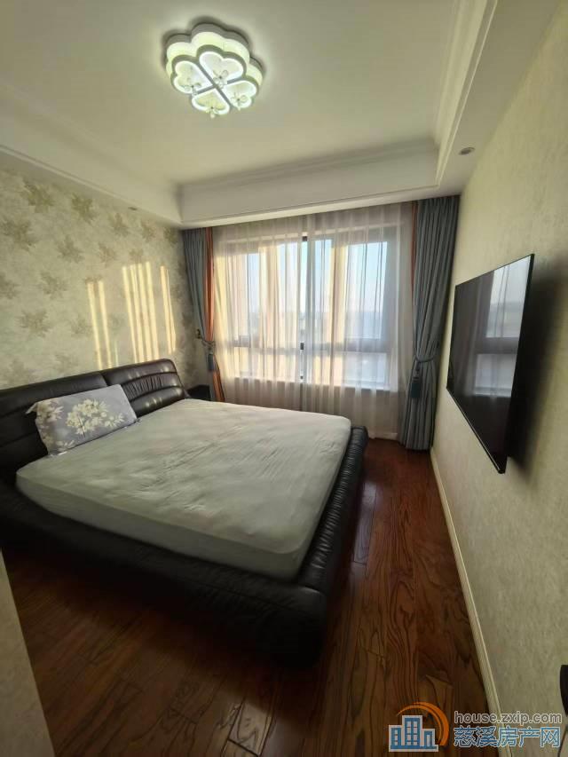 周巷壹鼎院电梯房99.4平精装105万