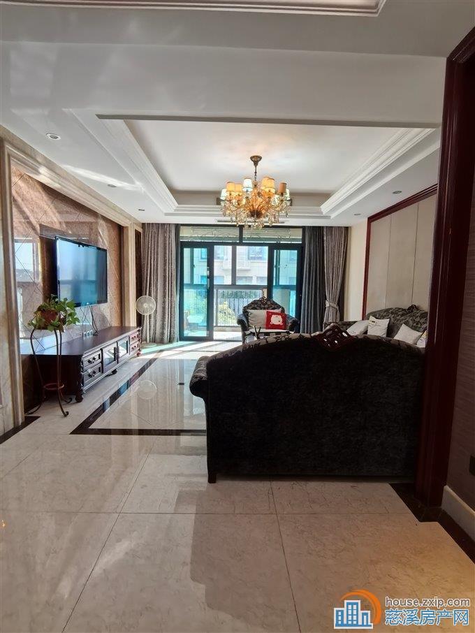 金色港湾 洋房 精装保养好 带车位